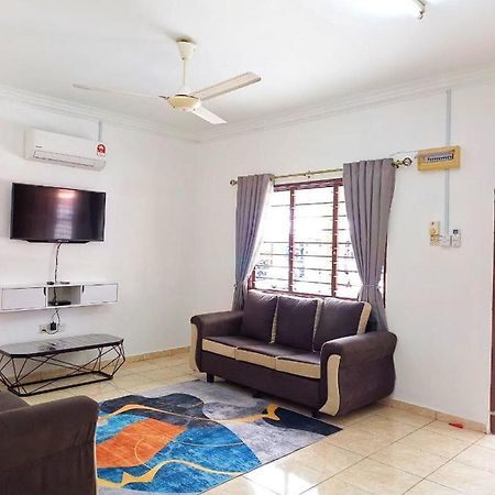 Mz Homestay シャー・アラム エクステリア 写真